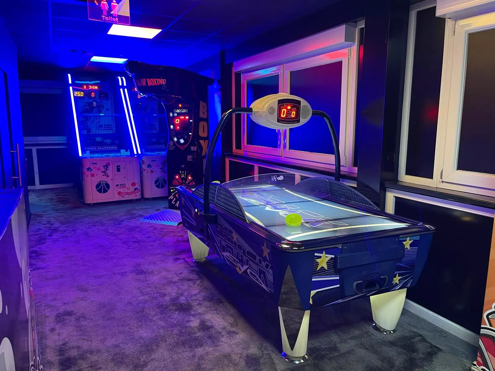 Notre espace Jeux d'arcade à BattleKart - Quiz Room Paris Sud Massy