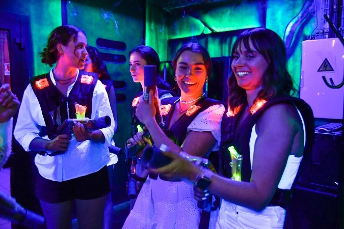 Lasergame St Doulchard Famille Amis Collègues Anniversaire Teambuilding 